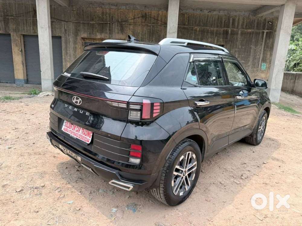 Hyundai Venue Sx (o) Mt 1.5 Diesel, 2024, Diesel