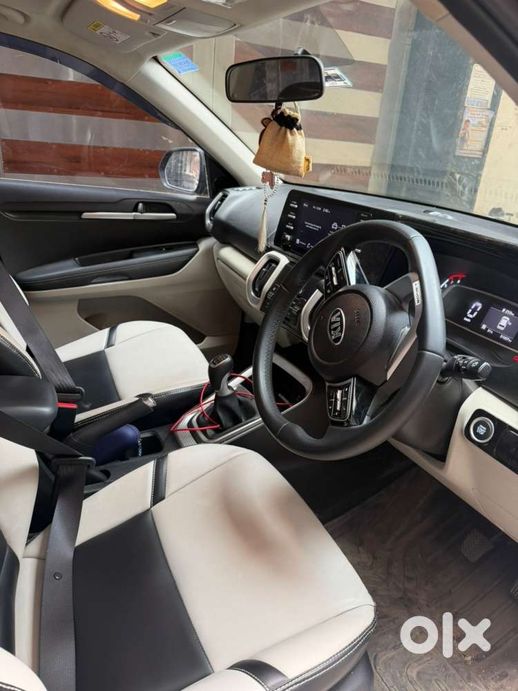 Kia Sonet Petrol 2021