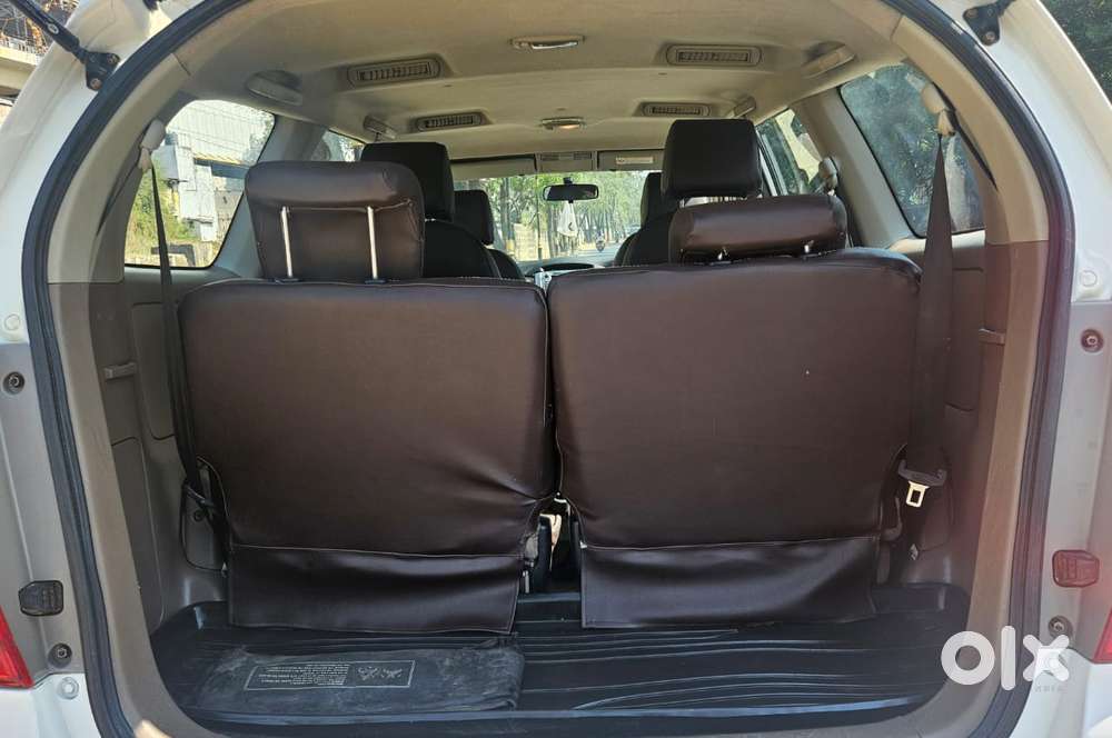Toyota Innova 2.5 Vx 7 Seater Bs Iv, 2015, Diesel