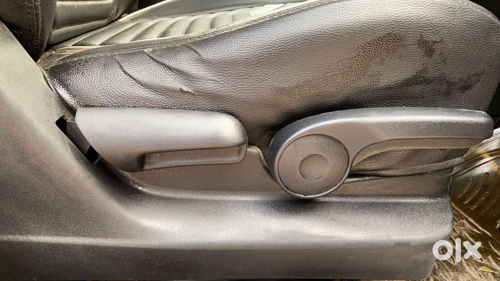 Maruti Suzuki Vitara Brezza Zdi Plus Dual Tone, 2017, Diesel