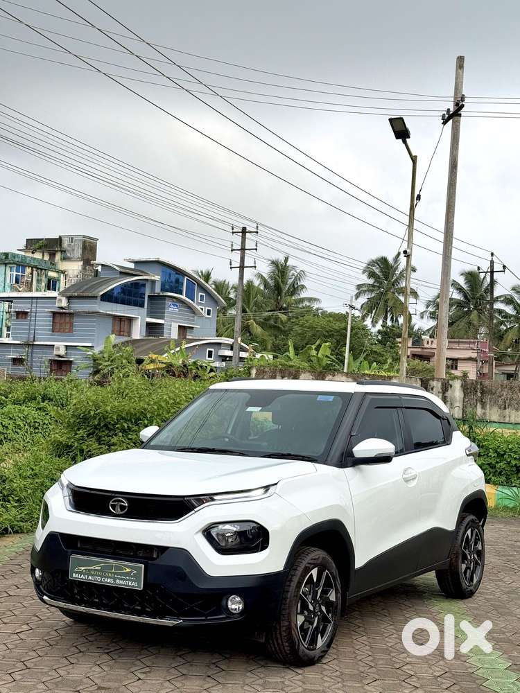 Tata Punch Accomplished Mt Sunroof, 2023, Petrol