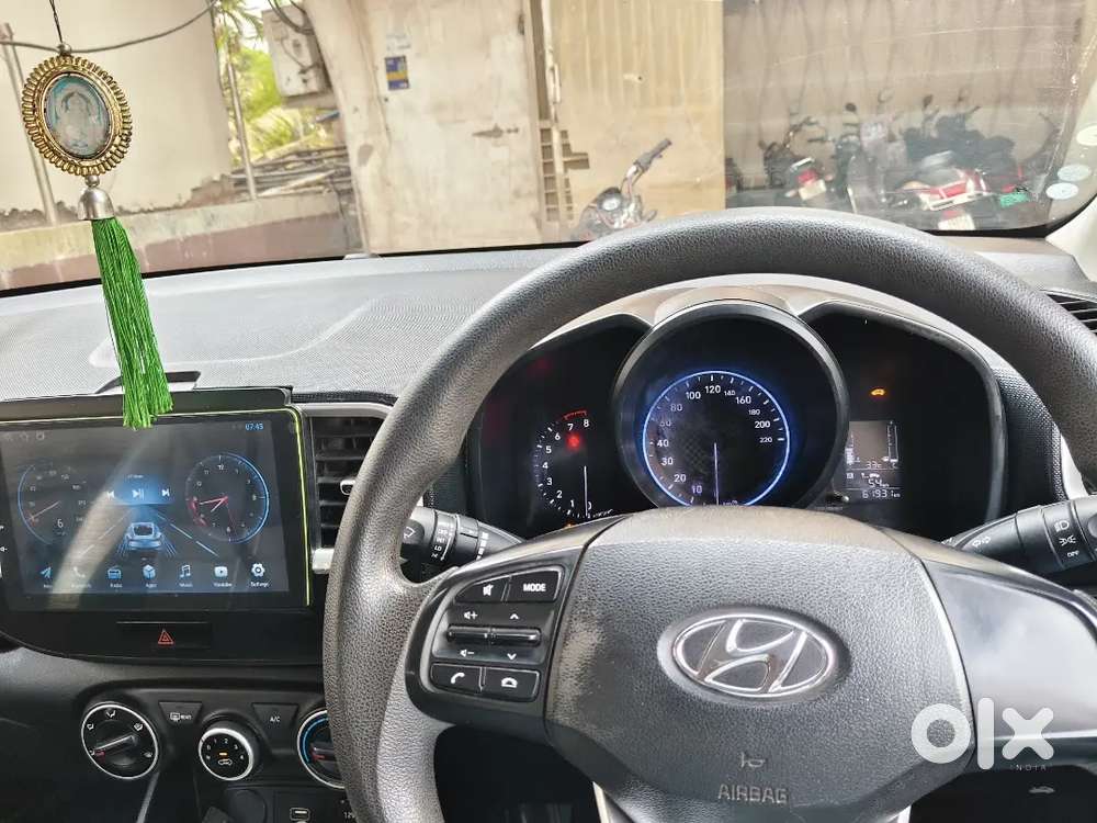 Hyundai Venue 2020 Petrol Well Maintained