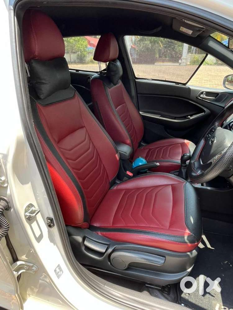 Hyundai I20 Asta Dual Tone  Showroom Maintained  Single Owner