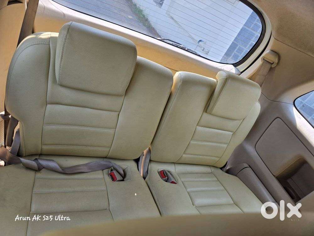 Toyota Innova 2009-2011 2.5 E 8 Str, 2008, Diesel