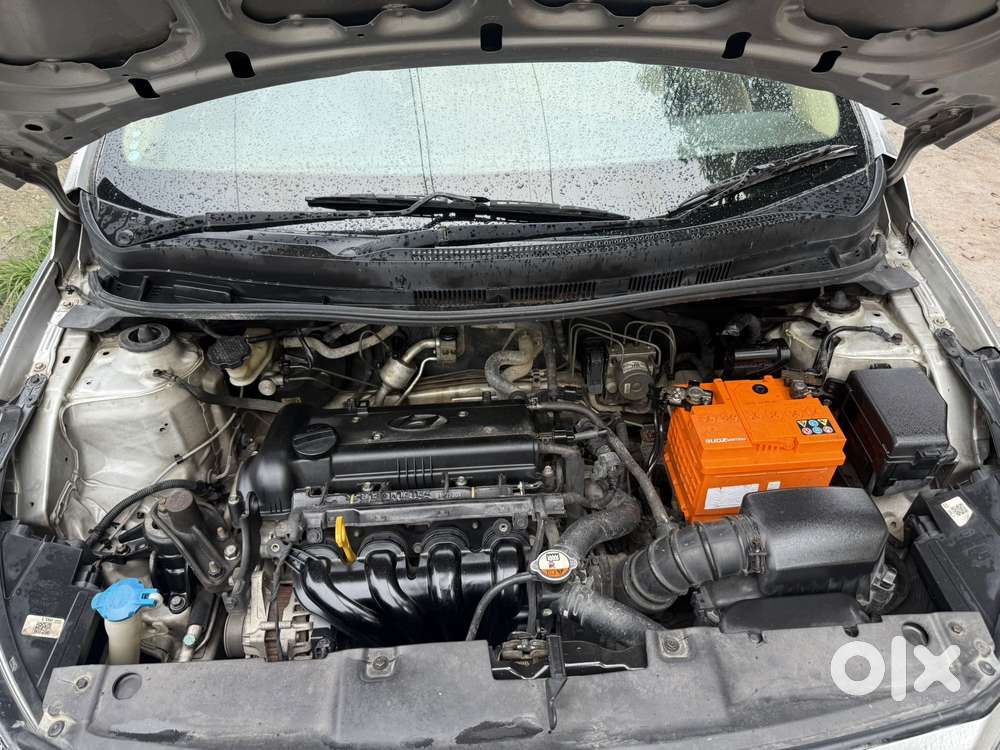 Hyundai Verna Vtvt 1.6 Sx, 2013, Petrol