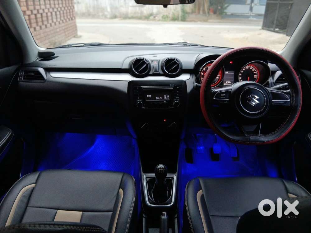 Maruti Suzuki Swift Vxi + Manual, 2018, Petrol