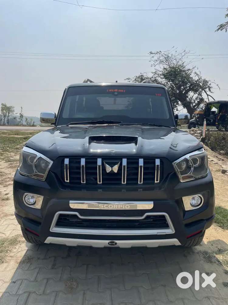 Mahindra Scorpio Classic 2017 Diesel 120000 Km Driven