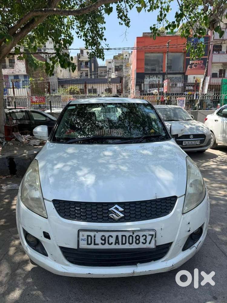 Maruti Suzuki Swift 2011 Cng & Hybrids Well Maintained