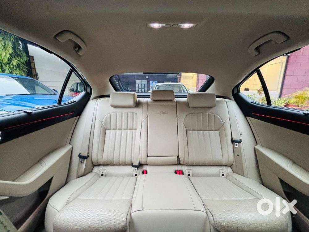 Skoda Superb 2.0 Tsi At L&k, 2018, Petrol