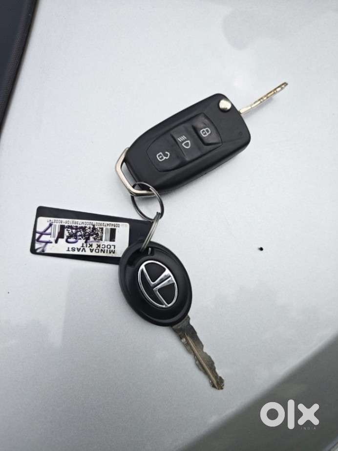 Tata Tiago 1.2 Revotron Xt, 2018, Petrol