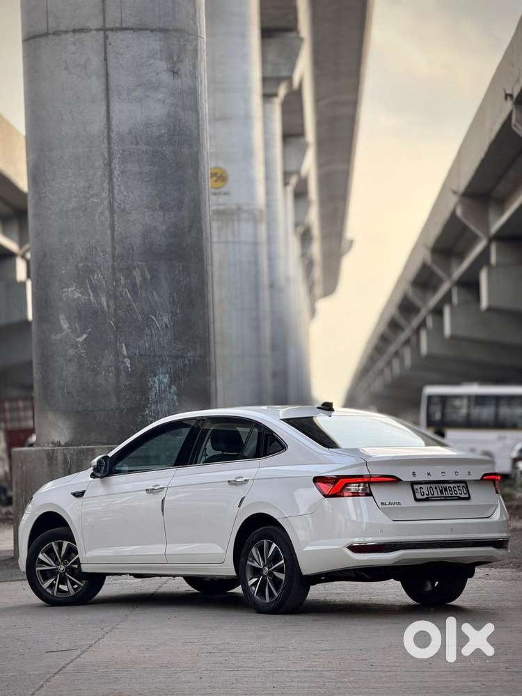 Skoda Slavia 1.0 Tsi Style, 2023, Petrol