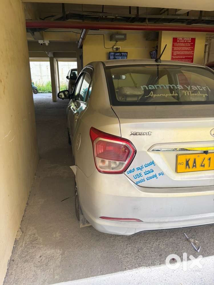 Hyundai Xcent Petrol 2016