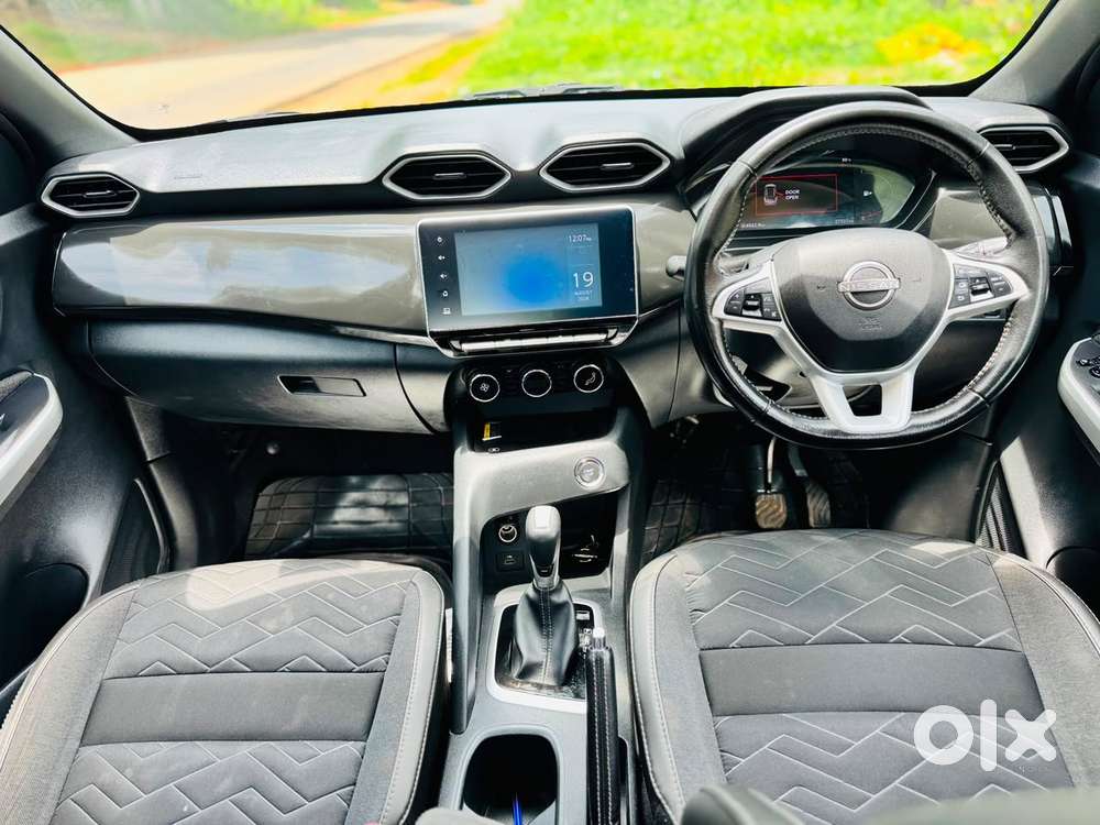 Nissan Magnite 1.0 Xv Premium Turbo Cvt (o), 2021, Petrol
