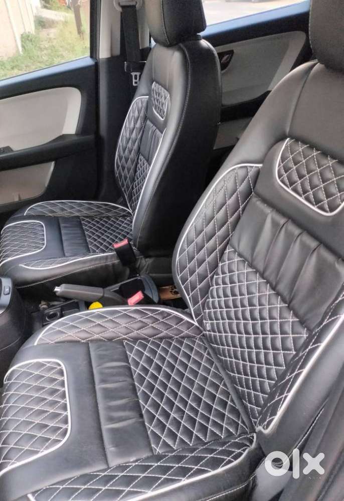 Tata Altroz 1.2 Xm Plus, 2024, Petrol