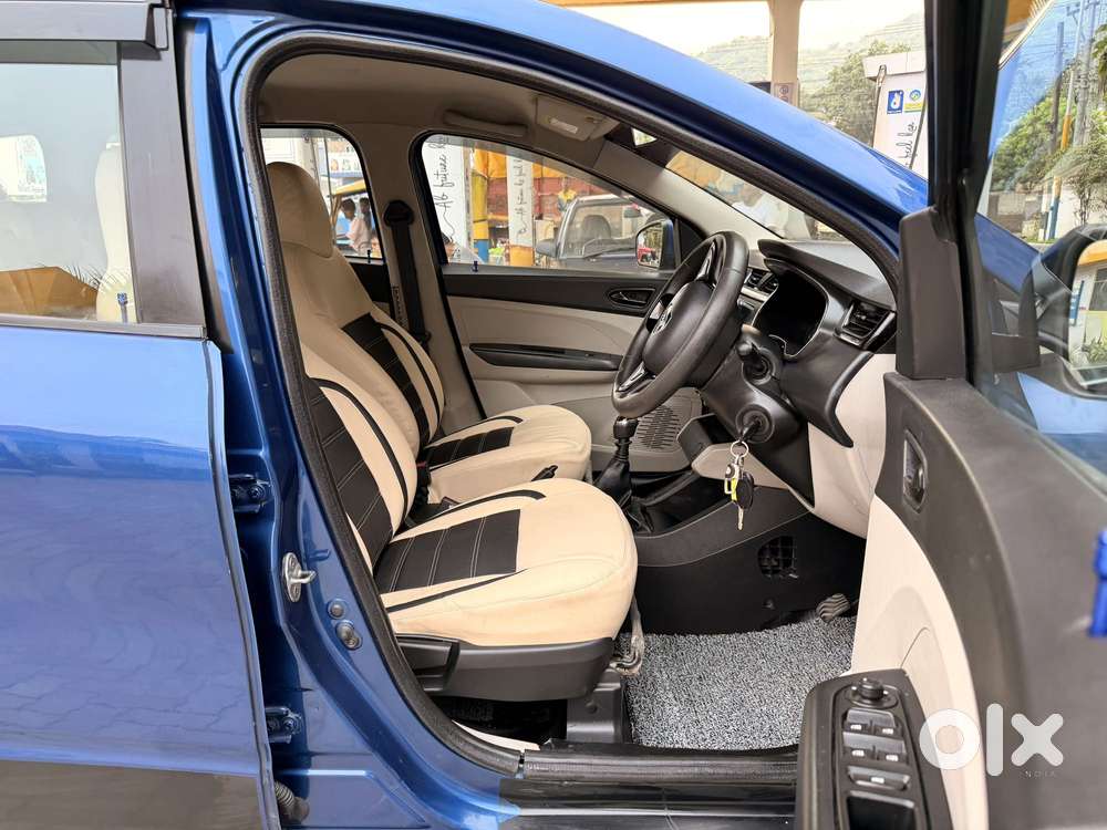 Renault Triber Rxt, 2020, Petrol
