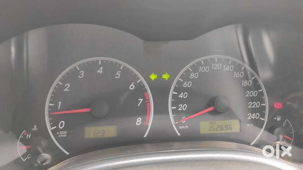 Toyota Corolla Altis 2012