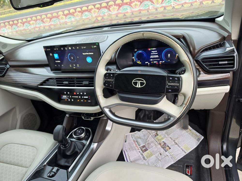 Tata Safari Accomplished Plus 6 Str Dual Tone, 2025, Diesel