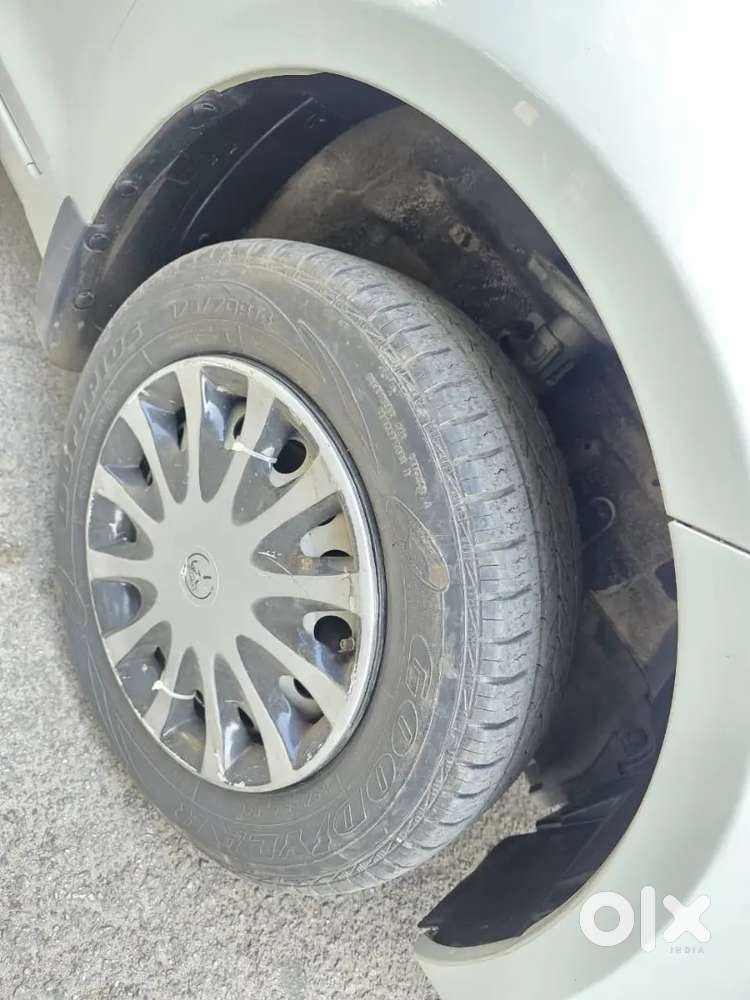 Maruti Suzuki Swift Lxi 2015