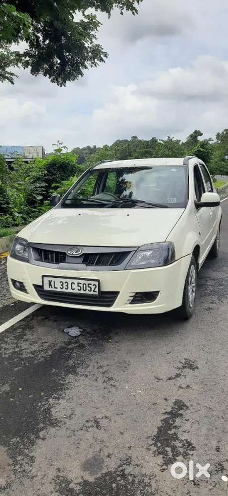 Mahindra E Verito 2011 Diesel 105000 Km Driven
