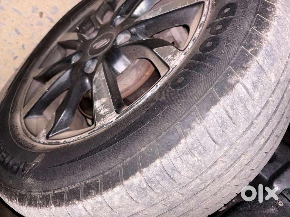 Mahindra Xuv500 W11 2018 Showroom Condition