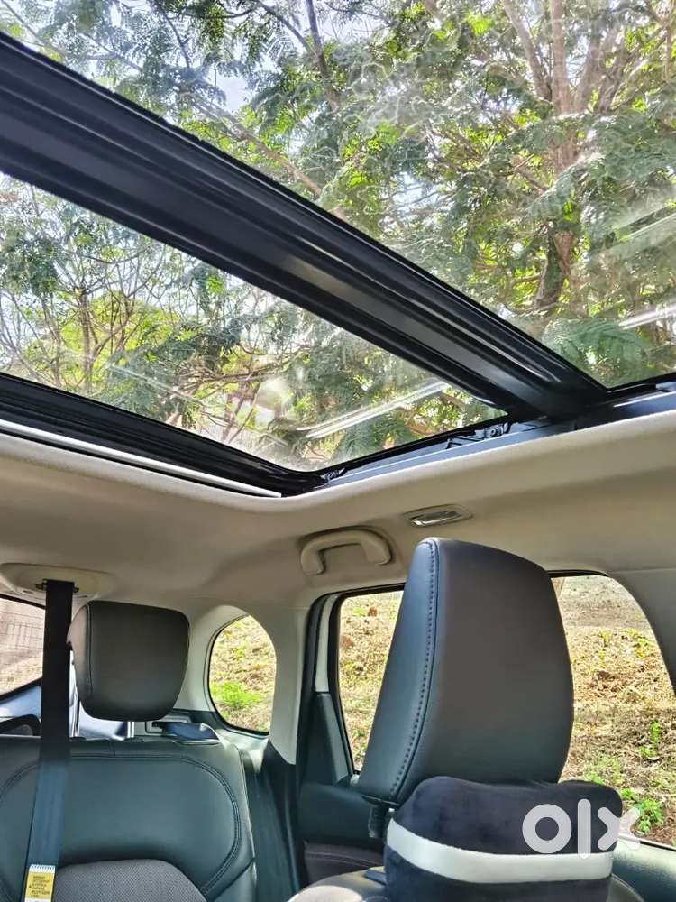 Maruti Suzuki Grand Vitara Alpha Automatic 2022 Petrol 29000 Km Driven