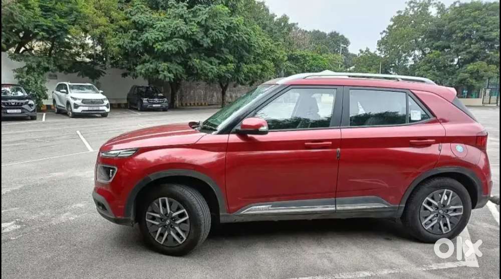 Hyundai Venue Petrol Manual 2021
