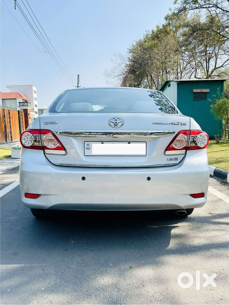 Toyota Corolla Altis [ ] 1.8 Vl At, 2012, Petrol