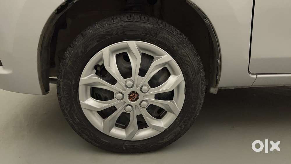 Maruti Suzuki Alto K10 1.0 Vxi Amt, 2017, Petrol