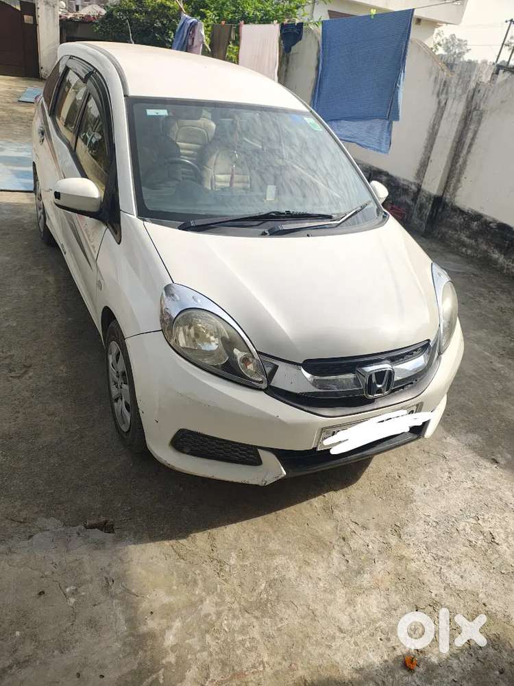 Honda Mobilio 2015 Petrol Well Maintained