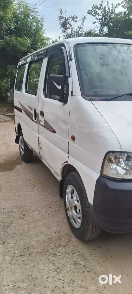 Maruti Suzuki Eeco 2017