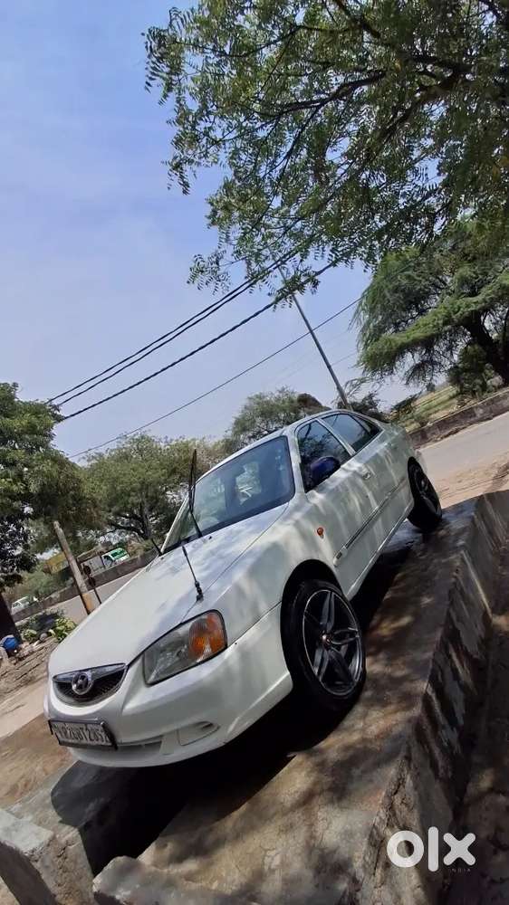 Hyundai Accent Hatchback 2012 Cng & Hybrids 120000 Km Driven