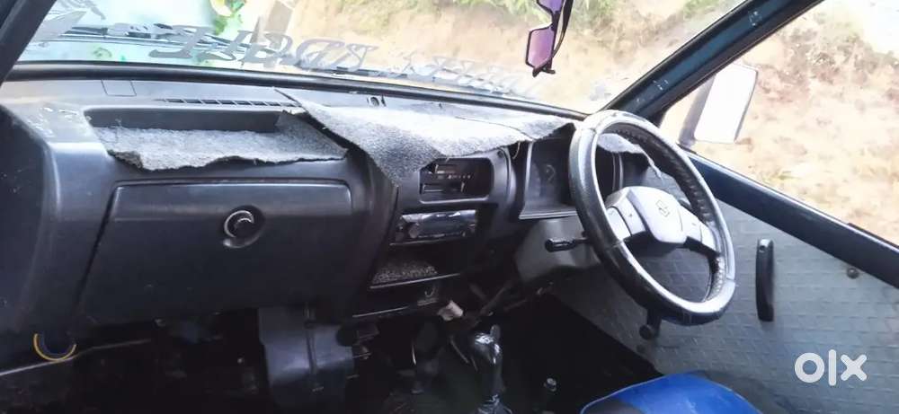 Maruti Suzuki Omni 2012 Petrol 100000 Km Driven