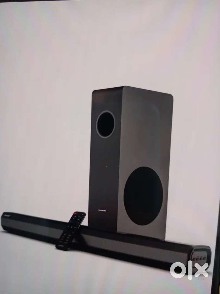 Blaupunkt soundbar 200W Good condition TVs, Video Audio