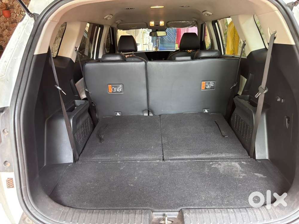 Kia Carens Petrol 2024 Premium Optional, 3 Years Under Company Warrant