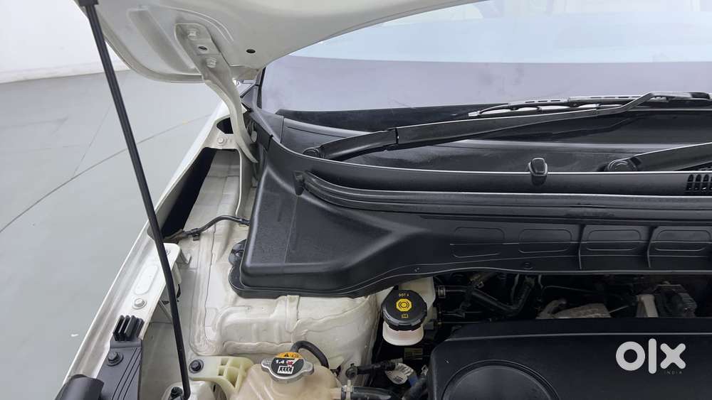 Kia Carens 1.4 Luxury Plus 6 Str, 2022, Petrol