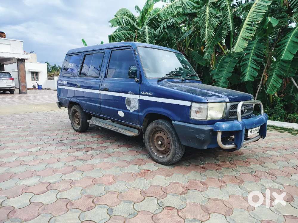 Toyota Qualis Gs 2000