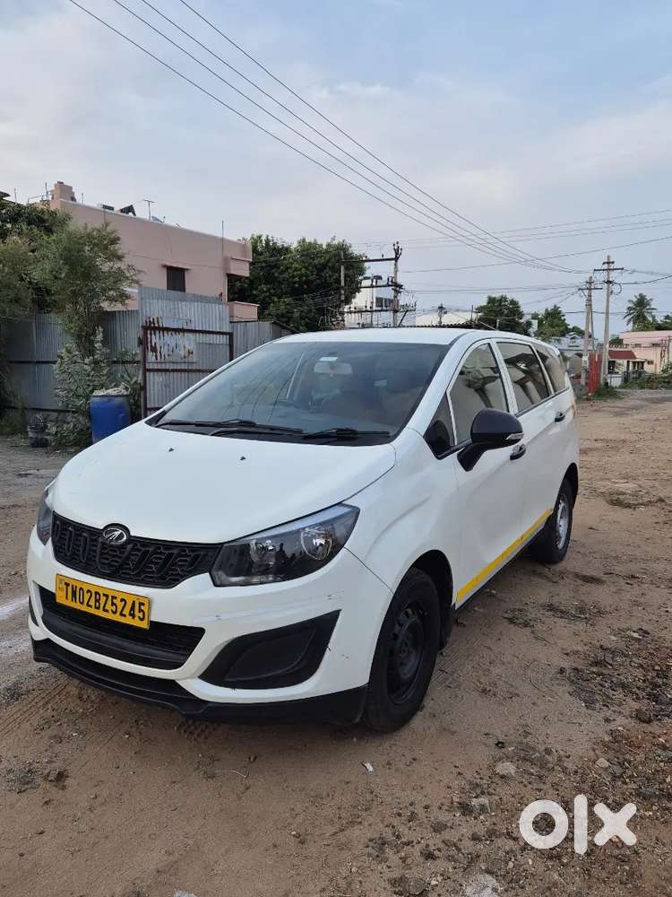 Mahindra Marazzo 2023 Diesel 77027 Km Driven