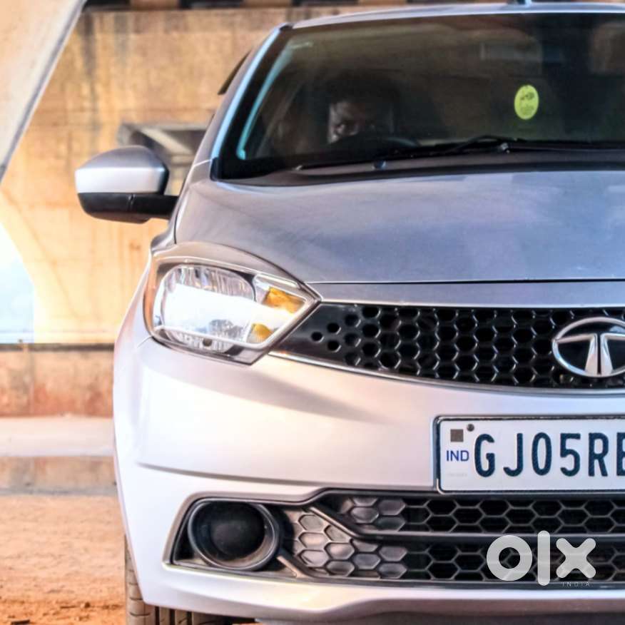 Tata Tiago 1.2 Revotron Xt, 2017, Petrol