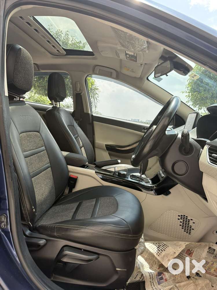 Tata Nexon 1.2 Revotron Xza Plus, 2023, Petrol