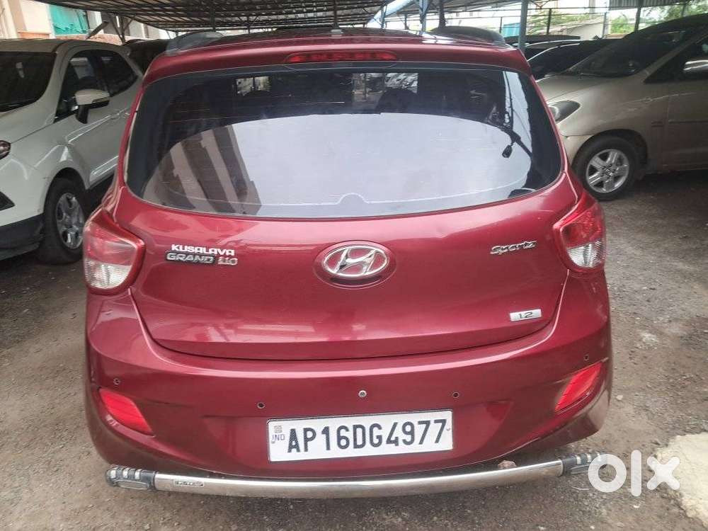 Hyundai Grand I10 1.2 Crdi Sportz, 2016, Petrol
