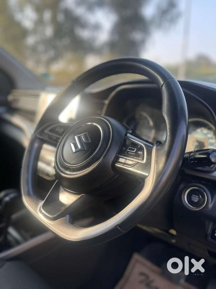 Maruti Suzuki Xl6 1.5 Alpha At, 2022, Petrol