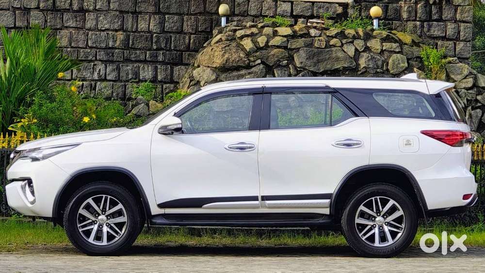 Toyota Fortuner 4x4 At, 2016, Diesel
