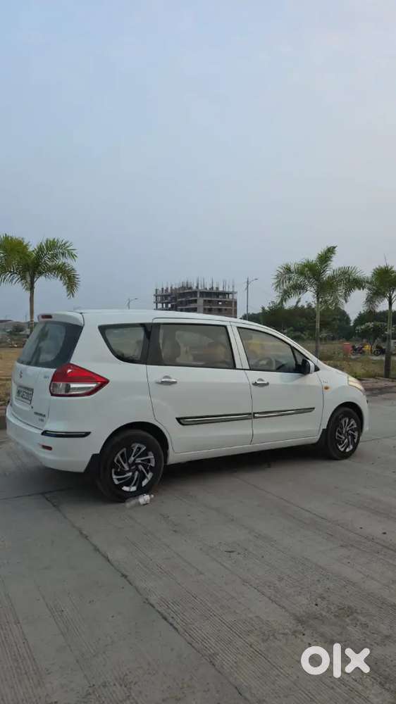 Urgent Selling 2013 Model Maruti Suzuki Ertiga Lxi  Company Cng