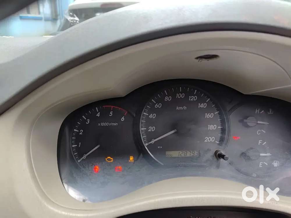 Toyota Innova Hycross 2012 Diesel Automatic