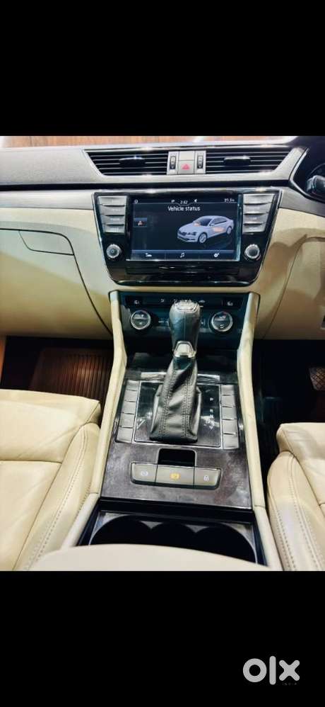 Skoda Superb Style 2.0 Tdi At, 2016, Petrol