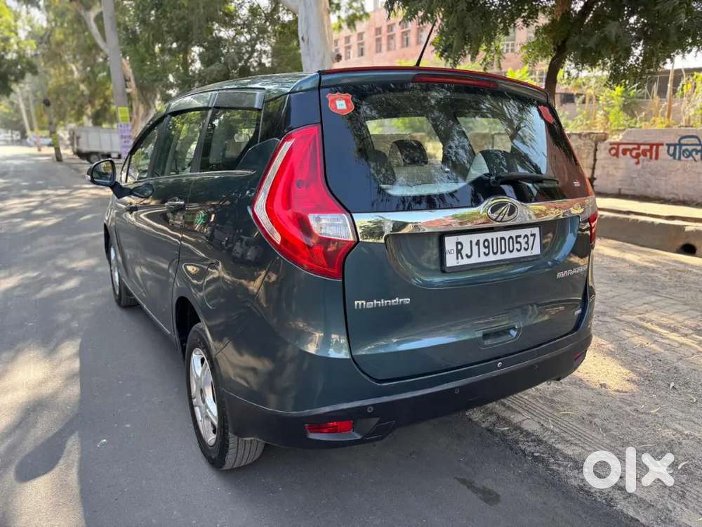 Mahindra Marazzo Diesel 2018