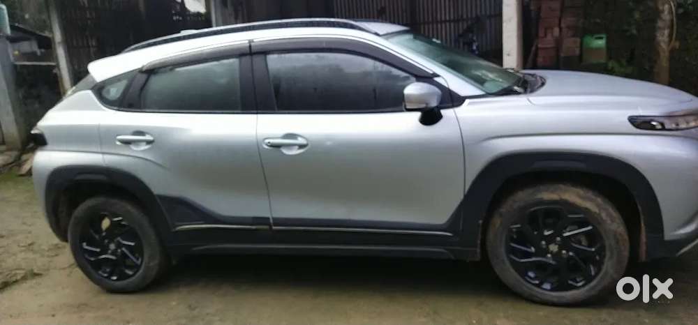 Maruti Suzuki Fronx 2024 Petrol Well Maintained