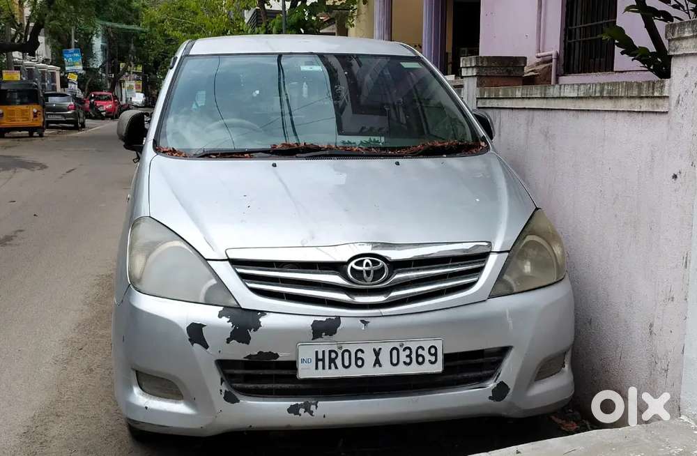 Hr Registration Toyota Innova 2011 Diesel 137033 Km Driven