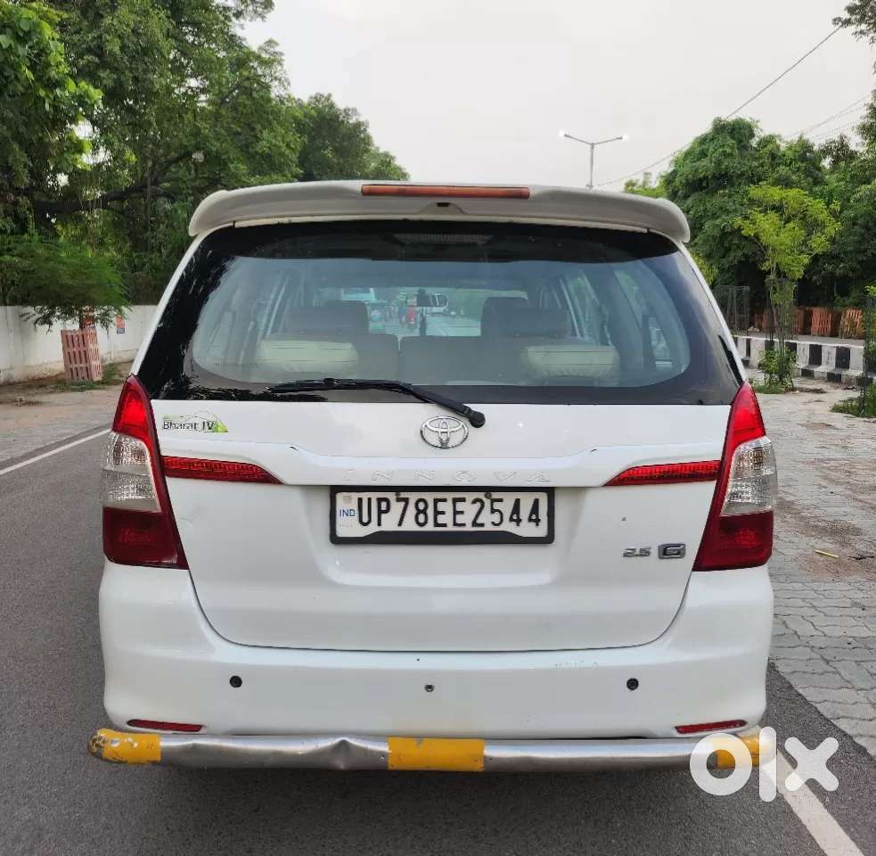 Toyota Innova 2.5 G (diesel) 7 Seater Bs Iv, 2016, Diesel