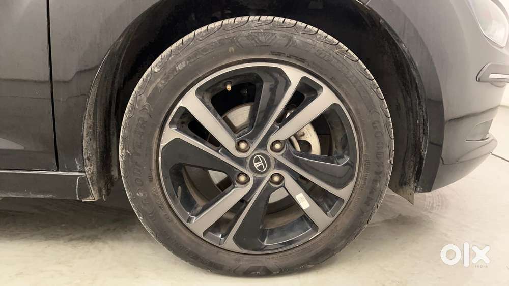 Tata Altroz 1.5 Xz Plus Diesel Dark Edition, 2022, Diesel